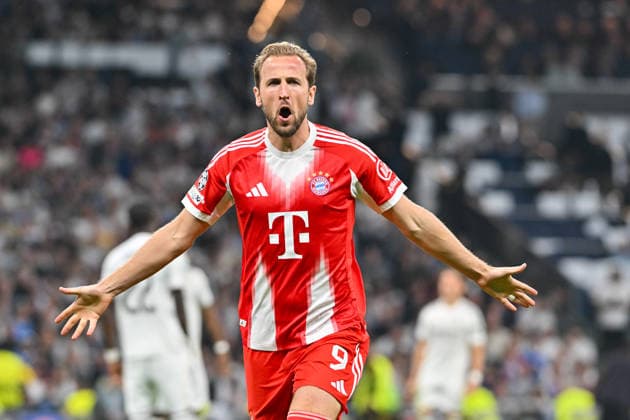 MADRID, SPAIN - 07. APRIL: Bayern celebrates the goal to makes 0-2 by Harry KANE (FC Bayern Munich 9) Tor Torschuetze Freude Happy during the UEFA Champions League match between Real Madrid vs. FC Bayern Munich on Quarterfinal first leg at Estadio Santiago Bernabeu Copyright: xBEAUTIFULxSPORTS Goldbergx