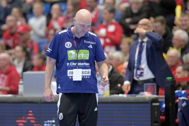 Jesper Houmark Trainer, Coach Fredericia HK disappointed, frustrated, emotion , GER, MT Melsungen Fredericia HK DEN , Handball, EHF European League Men, Play Offs, Season 2025 2026, 07 04 2026, GER, MT Melsungen Fredericia HK, Handball, EHF Men, Play Off, Season 2025 2026, 07 04 2026 Kassel Copyright: xEibner-Pressefotox xRolandxSippelx EP_RSL