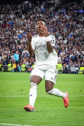 Disappointment, frustration for Vinicius Paixao de Oliveira Junior Vini Jr 7 Real Madrid after a missed chance, Real Madrid vs FC Bayern Munich, Football, Men, UEFA Champions League, Season 2025 2026, Quarter Finals 1st Leg , 07 04 2026 Madrid Madrid Spain Copyright: xkolbert-press MartinxAgüerax