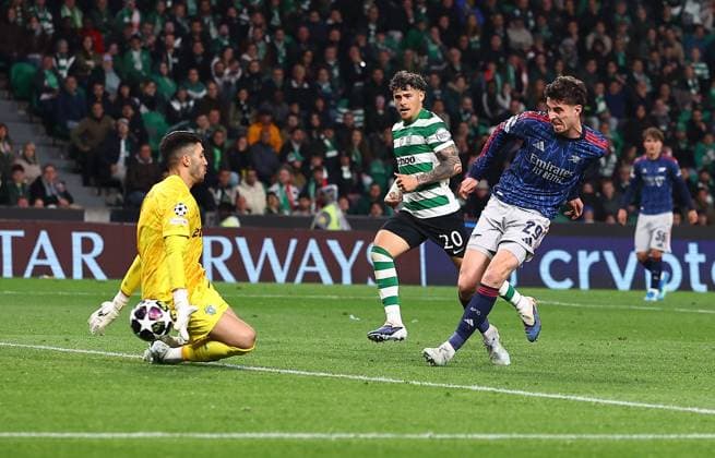 Kai Havertz of Arsenal scores the opening goal Sporting v Arsenal, UEFA Champions League, Quarter Final, First Leg, Football, Estadio Jose Alvalade, Lisbon, Portugal - 07 Apr 2026Lisbon Estádio José Alvalade Portugal EDITORIAL USE ONLY No use with unauthorised audio, video, data, fixture lists, club league logos or live services. Online in-match use limited to 120 images, no video emulation. No use in betting, games or single club league player publications.  Copyright: xMichaelxZemanek Shutterstockx 16811860ai