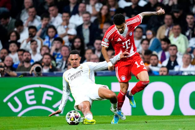 ESP: Real Madrid v Bayern Munich. UEFA Champions League. Quarter-Finals, First Leg. Trent Alexander-Arnold of Real Madrid CF and Luis Diaz of FC Bayern Munchen during the UEFA Champions League match, between Real Madrid and Bayern Munich, Quarter-Finals, first leg, played at Santiago Bernabeu Stadium on April 7, 2026 in Madrid, Spain. Copyright: xCesarxCebollax xPRESSINPHOTOx PS_260407_RMA_BAY_2526_118