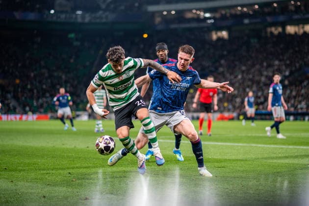 April 7, 2026, Lisbon, Lisbon, Portugal: LISBON, PORTUGAL - APRIL 07: MAXI ARAUJO of Sporting CP is seen on action against VIKTOR GYOKERES of Arsenal during the the UEFA Champions League 2025 26 Quarter-Final First Leg match between Sporting Clube de Portugal and Arsenal FC at Estadio Jose Alvalade on April 07, 2026 in Lisbon, Portugal. Lisbon Portugal - ZUMAl192 20260407_zsp_l192_065 Copyright: xMiguelxLemosx