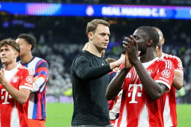 Manuel Neuer 1 FC Bayern Muenchen cheers with Dayot Upamecano 2 FC Bayern Muenchen , Final cheer, Real Madrid vs FC Bayern Muenchen, Football, Men, UEFA Champions League, Season 2025 2026, Quarterfinal First Leg Quarter Finals 1st Leg , 07 04 2026 Madrid Madrid Spain Copyright: xkolbert-press MartinxAgüerax