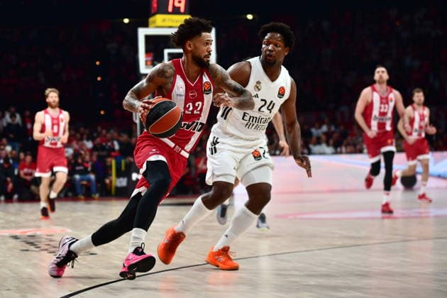 EuroLeague Basketball, Olympiacos Piraeus vs Real Madrid - Tyler Dorsey, 22 of Olympiacos Piraeus in action during the Euroleague regular season basketball match between Olympiacos Piraeus and Real Madrid held at Peace and Friendship Stadium in Piraeus, Grecee, 7 April 2026. PIRAEUS Greece Copyright: xOnexInchxProductionsx 6929222