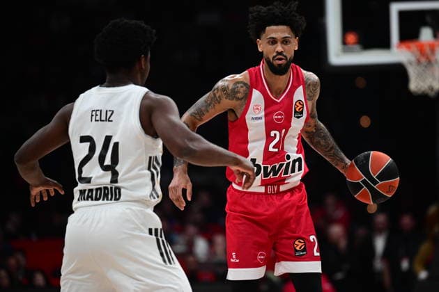 EuroLeague Basketball, Olympiacos Piraeus vs Real Madrid - Tyler Dorsey, 22 of Olympiacos Piraeus in action during the Euroleague regular season basketball match between Olympiacos Piraeus and Real Madrid held at Peace and Friendship Stadium in Piraeus, Grecee, 7 April 2026. PIRAEUS Greece Copyright: xOnexInchxProductionsx 6928990
