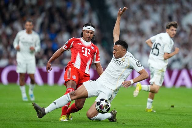 April 7, 2026, Madrid, Madrid, Spain: Serge Gnabry of Bayern Munich and Kylian Mbappe of Real Madrid CF compete for the ball during the UEFA Champions League 2025 26 Quarter-finals First Leg match between Real Madrid C.F. and Bayern Munich at Bernabeu stadium on April 07, 2026, in Madrid, Spain. Madrid Spain - ZUMAa181 20260407_zaa_a181_339 Copyright: xDennisxAgyemanx