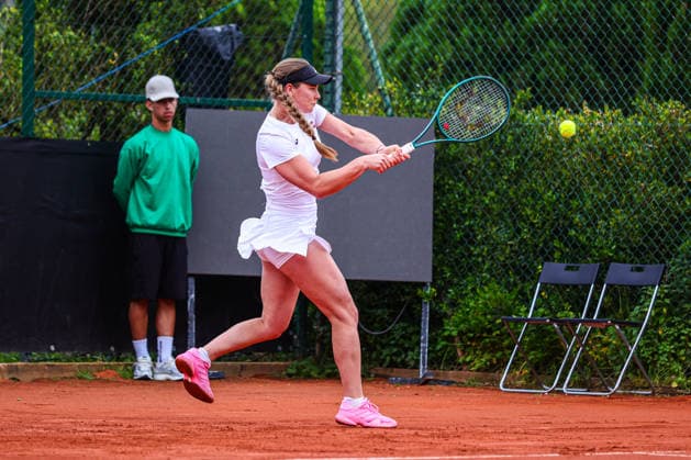Billie Jean King Cup - Day 1 Beatrise Zeltina of Latvia competes in the Billie Jean King Cup play-offs women s singles match against Gabriela Lee of Romania on day one of the Billie Jean King Cup play-offs at Clube de Tenis do Jamor in Lisbon, Portugal, on April 7, 2026. Lisbon Lisboa Portugal  Copyright: xMiguelxReisx originalFilename:reis-notitle260407_npi8L.jpg