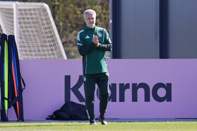 08 04 2026, xgrfx, Football DFB Media Dates, German Womens National Team Training v l Christian Wück German Womens National Team DFL DFB REGULATIONS PROHIBIT ANY USE OF PHOTOGRAPHS as IMAGE SEQUENCES and or QUASI VIDEO Herzogenaurach
