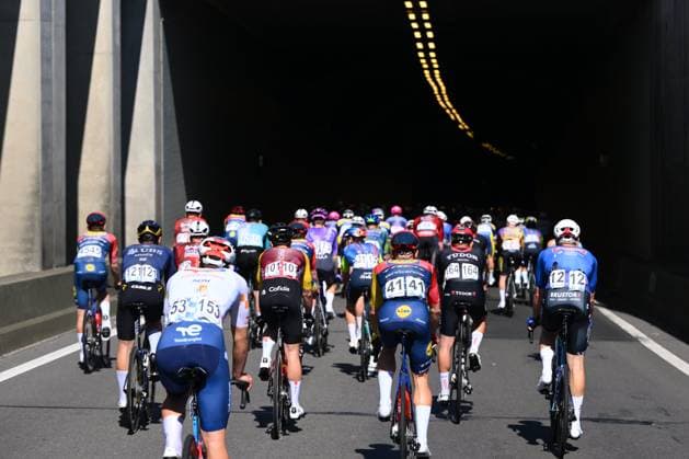 Scheldeprijs 2026 Cycling Race SCHOTEN, BELGIUM - APRIL 08 : Illustration picture of the peloton during the 114th edition of Scheldeprijs an UCI ProSeries 1.Pro one day cycling road race for Men Elite of 205 km with start in Terneuzen and finish in Schoten on April 8, 2026 in Schoten, Belgium, 08 04 2026 ( Motordriver Kenny Verfaillie - Schoten Belgium  Copyright: xVincentxKalutx