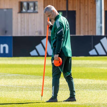 Report 08 04 2026 Training of the German womens national soccer team on the occasion of the World Cup qualifying matches against Austria at the adidas home ground in Herzogenaurach National coach Christian Wück Herzogenaurach Bavaria Germany