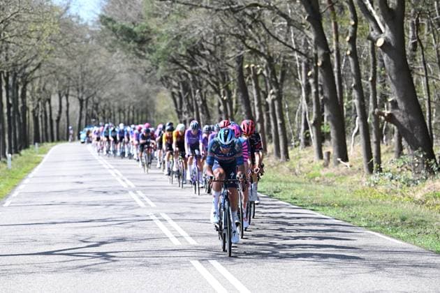 The pack of riders pictured in action during the men s race of the Scheldeprijs one day cycling event, 205,2km from Terneuzen, the Netherlands to Schoten, Belgium on Wednesday 08 April 2026. MAARTENxSTRAETEMANS  x170183830x