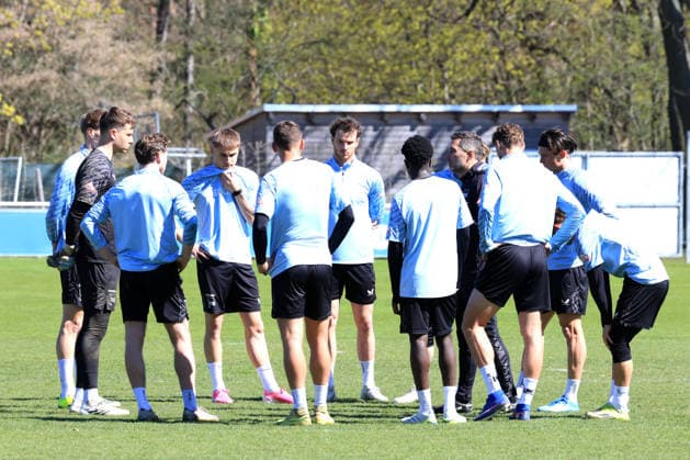 DEU, DFL, 2 FBL Hertha BSC, Training, 08 04 2026, Sportforum, Berlin, DEU, DFL, 2 FBL Hertha BSC, Training, im Bild Cheftrainer Stefan Leitl Hertha BSC Berlin , hskk DFL regulations prohibit any use of Photographs as image sequences and or quasi video nordphotoxGmbHx xEngler nph00076