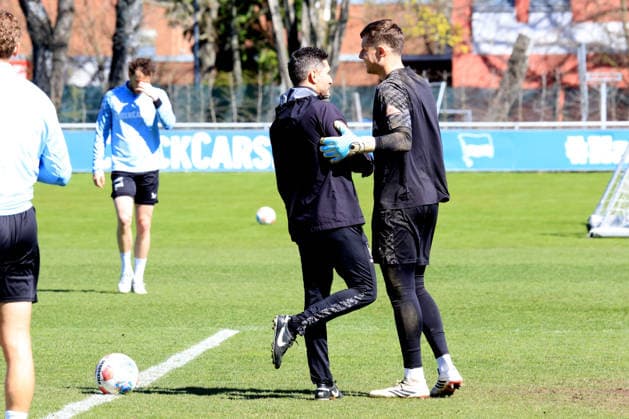 DEU, DFL, 2 FBL Hertha BSC, Training, 08 04 2026, Sportforum, Berlin, DEU, DFL, 2 FBL Hertha BSC, Training, im Bild Cheftrainer Stefan Leitl Hertha BSC Berlin , Tjark Ernst Hertha BSC Berlin 1 DFL regulations prohibit any use of Photographs as image sequences and or quasi video nordphotoxGmbHx xEngler nph00076