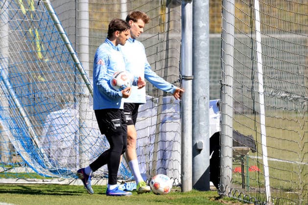 DEU, DFL, 2 FBL Hertha BSC, Training, 08 04 2026, Sportforum, Berlin, DEU, DFL, 2 FBL Hertha BSC, Training, im Bild Luca Schuler Hertha BSC Berlin 18 , Dawid Kownacki Hertha BSC Berlin 9 DFL regulations prohibit any use of Photographs as image sequences and or quasi video nordphotoxGmbHx xEngler nph00076