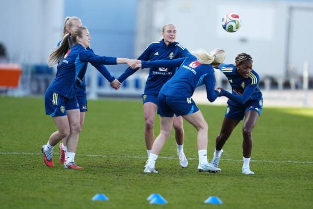 GÖTEBORG, SWEDEN 20260408 The national teams training at Ullevi in connection with the womens football team gathering in Gothenburg for the World Cup qualifiers GÖTEBORG SWEDEN x9200x  Copyright: xBjörnxLarssonxRosvall TTx TRÄNING DAMLANDSLAGET FOTBOLL