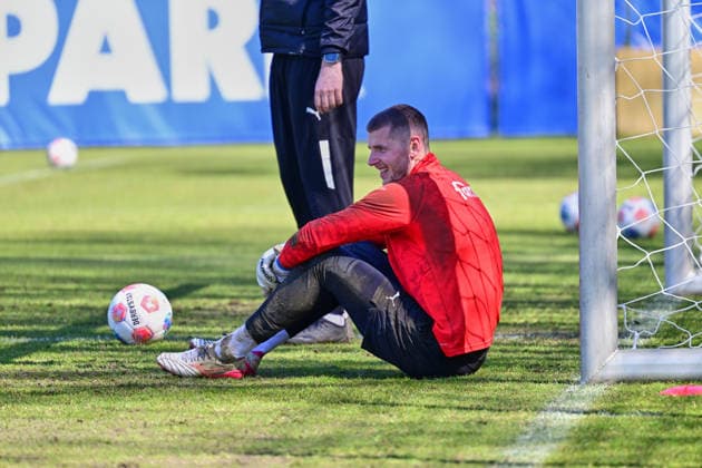 08 04 2026, Soccer, Men, 2 BL, Season 2025 2026, Training Holstein Kiel Goalkeeper Timon Weiner Kiel, Projensdorf Projensdorf, Training ground Schleswig Holstein Germany