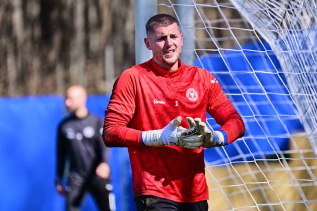 08 04 2026, Soccer, Men, 2 BL, Season 2025 2026, Training Holstein Kiel Goalkeeper Timon Weiner Kiel, Projensdorf Projensdorf, Training ground Schleswig Holstein Germany