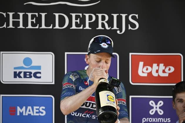 Belgian Tim Merlier of Soudal Quick-Step celebrates on the podium after winning the men s race of the Scheldeprijs one day cycling event, 205,2km from Terneuzen, the Netherlands to Schoten, Belgium on Wednesday 08 April 2026. TOM GOYVAERTS TomxGoyvaerts  x170209493x