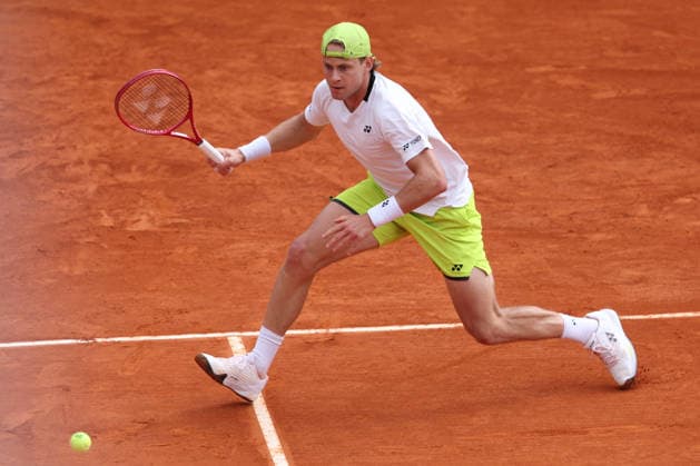 Rolex Monte-Carlo Masters - Day Four Zizou Bergs of Belgium plays a forehand during his Round of 32 match against Andrey Rublev of Russia on day Four of the Rolex Monte-Carlo Masters at Monte-Carlo Country Club on April 8, 2025 in Monte-Carlo, Monaco. Monaco Monte-Carlo Country Club Monte_Carlo Monaco Copyright: xAllstarxPicturexLibraryxLtdx