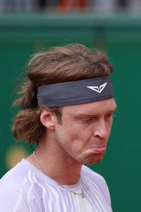 Rolex Monte-Carlo Masters - Day Four Andrey Rublev of Russia reacts during his Round of 32 match against Zizou Bergs of Belgium on day Four of the Rolex Monte-Carlo Masters at Monte-Carlo Country Club on April 8, 2025 in Monte-Carlo, Monaco. Monaco Monte-Carlo Country Club Monte_Carlo Monaco Copyright: xAllstarxPicturexLibraryxLtdx