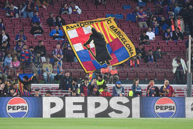 UEFA Champions League 2025 2026 quarter final, FC Barcelona Atletico de Madrid, at Estadio Campo Nou in Barcelona Spain April 08, 2026, Barcelona, Barcelona, Spain Fan of FC Barcelona during the UEFA Champions League 2025 2026 quarter final, FC Barcelona Atletico de Madrid, at Estadio Campo Nou in Barcelona Spain Barcelona Spain Barcelona Barcelona Spain Copyright: xPacoxLargox