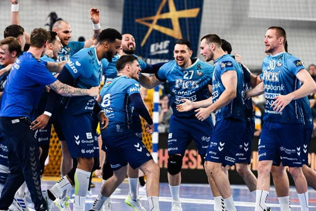 KIELCE 08.04.2026 MECZ PLAY-OFF LIGA MISTRZOW PILKA RECZNA MEZCZYZN SEZON 2025 2026 --- MENS HANDBALL EHF CHAMPIONS LEAGUE SEASON 2025 2026 MATCH: INDUSTRIA KIELCE - OTP BANK-PICK SZEGED BORUT MACKOVSEK MARIO SOSTARIC BENCE BANHIDI GLEB KALARASH FOT. MICHAL TRZPIS 400MM.PL NEWSPIX.PL --- newspix.pl 
