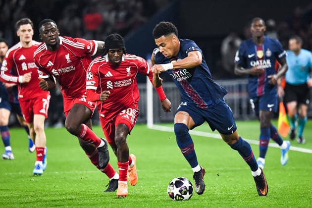 FOOTBALL : Paris Saint Germain vs Liverpool FC - Ligue des Champions - Quart de Finale - Match Aller - 08 04 2026 Desire Doue (Paris SG) Jeremie Frimpong (FC Liverpool) ParisFrance  Copyright: xBaptistexAutissierx