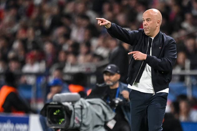 Coach Arne Slot Liverpool FC gestures during the UEFA Champions League 2025 26 Quarter Final First Leg match between Paris Saint Germain FC and Liverpool FC at Parc des Princes on April 8, 2026 in Paris, France Photo by Harry Langer DeFodi Images