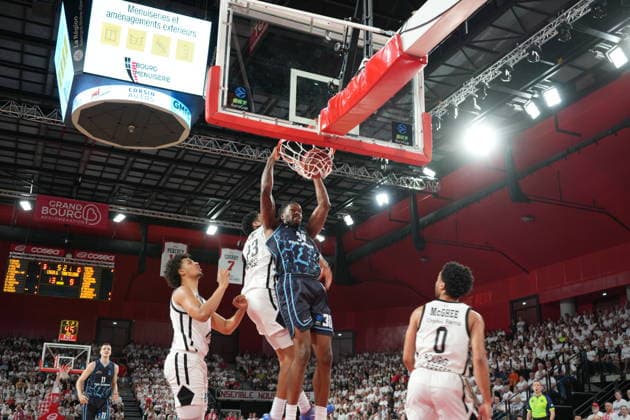 JL Bourg v Turk Telekom - EuroCup Basketball BOURG-EN-BRESSE, FRANCE - APRIL 8: Kris Bankston (30) of Turk Telekom in action during the third game of EuroCup Basketball semifinal match between JL Bourg and Turk Telekom in Bourg-en-Bresse, France on April 8, 2026.??????? Mathieu Prudhomme Anadolu Bourg-en-Bresse France. Editorial use only. Please get in touch for any other usage.  Copyright: x2026xAnadoluxMathieuxPrudhommex