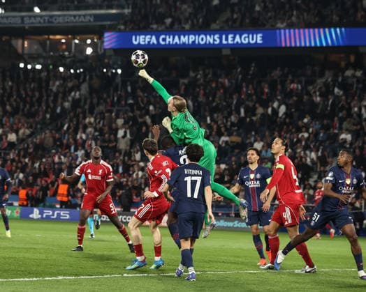 UEFA Champions League Quarter Finals Paris Saint-Germain v Liverpool Paris Saint-Germain goalkeeper Matvey Safonov punches the ball clear during the UEFA Champions League Quarter Finals match Paris Saint-Germain vs Liverpool at Parc des Princes, Paris, France on 08 April 2026 (Photo by Alfie Cosgrove News Images) Paris Parc des Princes Paris France Copyright: xAlfiexCosgrove NewsxImagesx