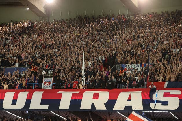 UEFA Champions League Quarter Finals Paris Saint-Germain v Liverpool The Collectif Ultras Paris fans sing and dance as the lead 2-0 during the UEFA Champions League Quarter Finals first leg match Paris Saint-Germain vs Liverpool at Parc des Princes, Paris, France on 08 April 2026 (Photo by Alfie Cosgrove News Images) Paris Parc des Princes Paris France Copyright: xAlfiexCosgrove NewsxImagesx