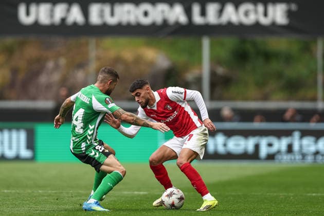 Braga, 08 04 2026 Sporting Clube de Braga hosted Real Betis this afternoon at the Estadio Municipal de Braga in a match corresponding to the first leg of the UEFA Europa League 2025 26 quarter-finals. Aitor Ruibal ; Gabri Martinez (Miguel Pereira) NI183033MIGUELPEREIRA1964 Braga Portugal Copyright: xMiguelxPereirax