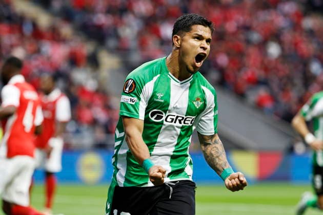 Cucho Hernandez (Betis), APRIL 8, 2026 - Football Soccer : Cucho celebrate after his goal during UEFA Europa League Quarter-finals 1st leg match between SC Braga - Real Betis Balompie at the Estadio Municipal de Braga in Braga, Portugal. Noxthirdxpartyxsales  aflo_326318657