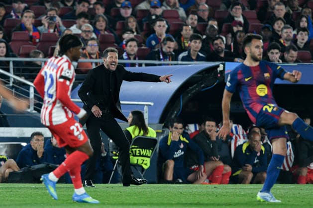 FC Barcelona, Barca v ATLETICO DE MADRID SPOTIFY CAMP NOU. BARCELONA. April 8, 2026 FC BARCELONA vs ATLETICO DE MADRID April 8, 2026 Diego Pablo Simeone head coach of Atletico de Madrid during the soccer match corresponding to the quarter finals match of the UEFA Champions League between FC Barcelona and Atletico de Madrid at Spotify Camp Nou in Barcelona, Spain. Barcelona ESP Copyright: xS.xRosx
