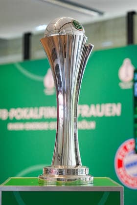 09 04 2026, xydrx, Football, DFB Cup, Women, Finalists Talk and Cup Handover, Season 2025 2026, Rhein Energie Stadium Trophy of the DFB Cup Women DFB regulations prohibit any use of photographs as image sequences and or quasi video Copyright: HMBxMedia YannisxDreimann