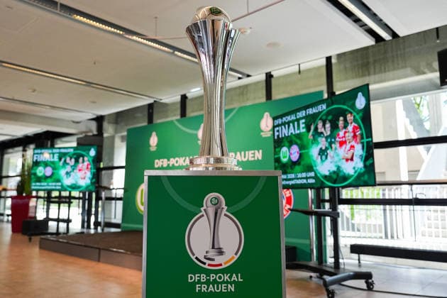 09.04.2026, xydrx, Fußball, DFB Pokal, Frauen, Finalisten-Talk und Cup Handover, Saison 2025 2026, Rhein-Energie-Stadion: Trophäe des DFB Pokals der Frauen DFB regulations prohibit any use of photographs as image sequences and or quasi-video. *** 09 04 2026, xydrx, Football, DFB Cup, Women, Finalists Talk and Cup Handover, Season 2025 2026, Rhein Energie Stadium Trophy of the DFB Cup Women DFB regulations prohibit any use of photographs as image sequences and or quasi video Copyright: HMBxMedia YannisxDreimann