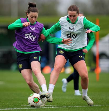 Republic of Ireland WNT Squad Training, FAI National Training Centre, Dublin 9 4 2026 Lucy Quinn and Tyler Toland Lucy Quinn and Tyler Toland 9 4 2026  Copyright: x INPHO RyanxByrnex RB1_8651