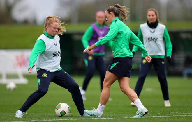 Football, Women, National Team Ireland, Training