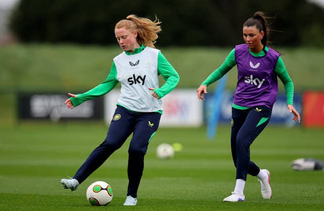 Republic of Ireland WNT Squad Training, FAI National Training Centre, Dublin 9 4 2026 Amber Barrett and Maria Reynolds Amber Barrett and Maria Reynolds 9 4 2026  Copyright: x INPHO RyanxByrnex RB1_8761