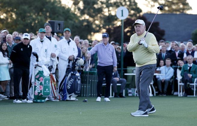 Golf 2026 Masters Tournament - Round 1 Golf legend Jack Nicklaus takes part in the ceremonial first tee as Honorary Starters before Round 1 of the 2026 Masters tournament in August, Georgia, USA, 09 April 2026. Augusta United States  Copyright: xERIKxS.xLESSERx