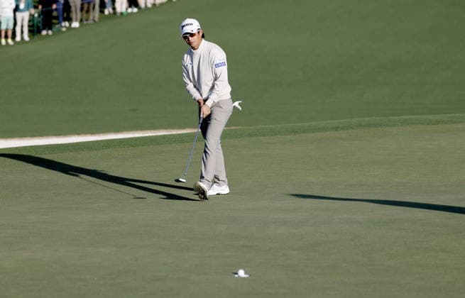 Golf 2026 Masters Tournament - Round 1 Naoyuki Kataoka of Japan makes a putt on hole 2 in Round 1 of the 2026 Masters tournament in August, Georgia, USA, 09 April 2026. Augusta United States  Copyright: xERIKxS.xLESSERx