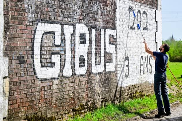 A picture show Pont Gibus being painted during the reconnaissance of the track ahead of this year s Paris-Roubaix cycling race, Thursday 09 April 2026, around Roubaix, France. The 123rd edition of Paris-Roubaix cycling races will take on Sunday, with the women riding 143,1 km the men riding 258,3 km on Sunday. DIRKxWAEM  x170291711x