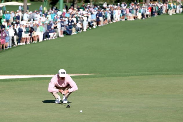 Golf 2026 Masters Tournament - Round 1 Jake Knapp of the USA lines up a putt on hole 2 in Round 1 of the 2026 Masters tournament in August, Georgia, USA, 09 April 2026. Augusta United States  Copyright: xCHRISxTORRESx