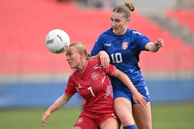SERBIA WU19 vs DENMARK WU19 Astrid Engsig-Karup vs Maja Cenanovic football WU19 Serbia vs Denmark WU19 European qualification match sports center FSS, Stara Pazova 09.04.2026 Foto: FOOTBALL, SERBIA WU19, DENMARK U19, WOMEN, EUROPEAN QUALIFIERS Stara Pazova Sports center Stara Pazova Serbia Copyright: xMarkoxMetlas xMNxPressx