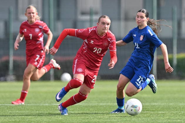 SERBIA WU19 vs DENMARK WU19 Nikoline Nielsen vs Tamara Lukic football WU19 Serbia vs Denmark WU19 European qualification match sports center FSS, Stara Pazova 09.04.2026 Foto: FOOTBALL, SERBIA WU19, DENMARK U19, WOMEN, EUROPEAN QUALIFIERS Stara Pazova Sports center Stara Pazova Serbia Copyright: xMarkoxMetlas xMNxPressx