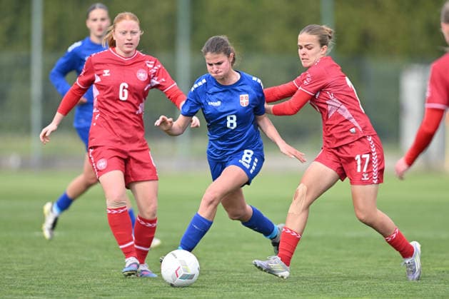 SERBIA WU19 vs DENMARK WU19 Lana Zarubica vs Alberte Mott and Anna Pallesen football WU19 Serbia vs Denmark WU19 European qualification match sports center FSS, Stara Pazova 09.04.2026 Foto: FOOTBALL, SERBIA WU19, DENMARK U19, WOMEN, EUROPEAN QUALIFIERS Stara Pazova Sports center Stara Pazova Serbia Copyright: xMarkoxMetlas xMNxPressx