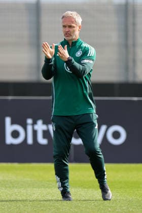 Herzogenaurach, Germany 09 April 2026 International match measure of the German national womens soccer team in preparation for the World Cup qualifiers in Herzogenaurach Training In the picture national coach Christian Wück Wueck Germany Copyright: HMBxMedia MadeleinexFantini