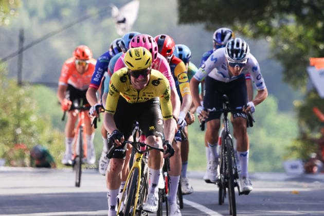 09-04-2026 Itzulia Basque Country; Tappa 04 Galdakao - Galdakao; 2026, Visma - Lease A Bike; Tulett, Ben; Galdakao; 