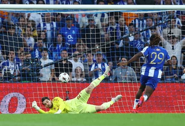 Stefan Ortega of Nottingham Forest saves a shot from Terem Moffi of FC Porto Porto v Nottingham Forest, UEFA Europa League, Quarter Final, First Leg, Football, Estadio do Dragao, Porto, Portugal - 09 Apr 2026Porto Estádio do Dragão Portugal EDITORIAL USE ONLY No use with unauthorised audio, video, data, fixture lists, club league logos or live services. Online in-match use limited to 120 images, no video emulation. No use in betting, games or single club league player publications. Copyright: xMichaelxZemanek Shutterstockx 16811864g