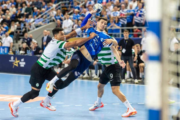 EHF Champions League - Orlen Wisla Plock v Sporting CP Edney Silva Oliveira, Gergo Fazekas during the match EHF Champions League Men match between Orlen Wisla Plock and Sporting CP in Plock, Poland on April 9, 2026 Plock Poland  Copyright: xAndrzejxIwanczukx originalFilename:iwanczuk-ehfchamp260409_npker.jpg